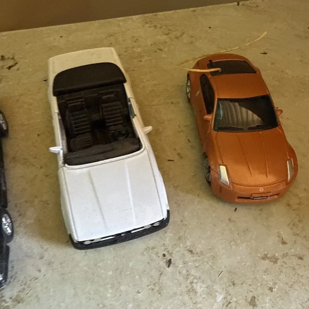 Lot of 6 Toy Die Cast Cars For Repair Or Parts